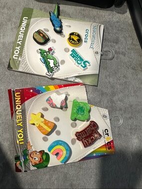 CROCS Multicolor Jibbitz Charm Pack - White Backing with Bright Accents